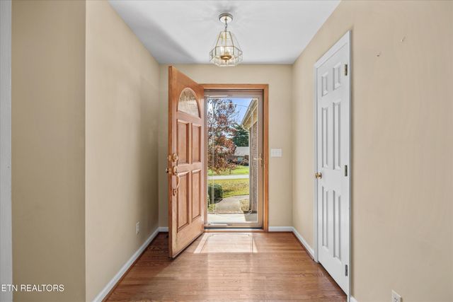 110 Crestway Drive, Sweetwater, TN 37874