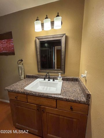 16780 N Columbus Boulevard, Tucson, AZ 85739