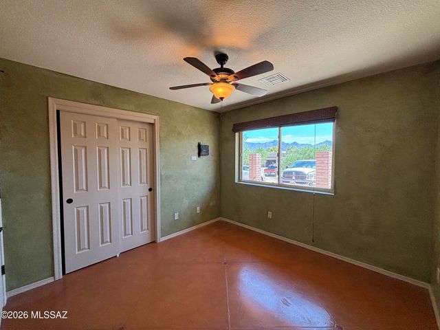 16780 N Columbus Boulevard, Tucson, AZ 85739