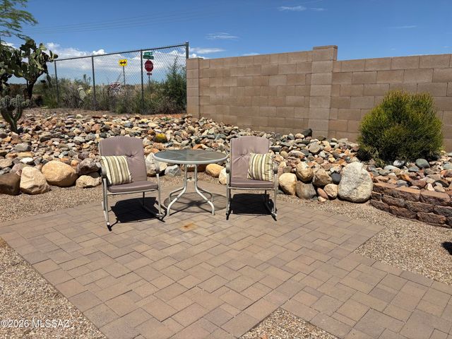 16780 N Columbus Boulevard, Tucson, AZ 85739