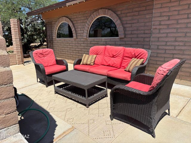 16780 N Columbus Boulevard, Tucson, AZ 85739