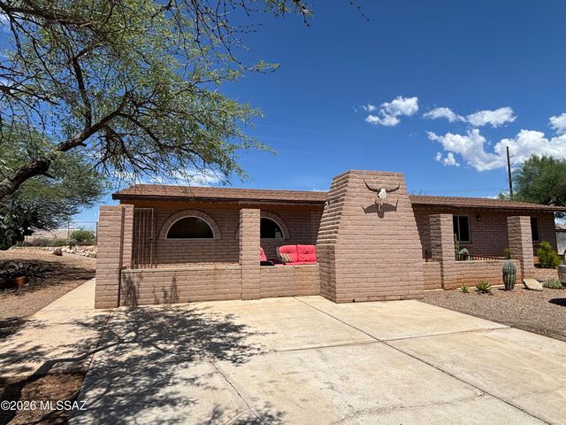 16780 N Columbus Boulevard, Tucson, AZ 85739