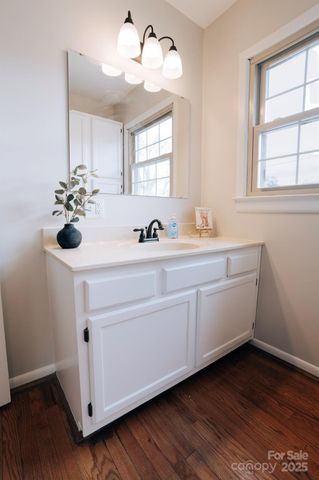 185 33rd Street NW, Hickory, NC 28601