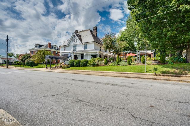 412 6th Street, Bristol, TN 37620