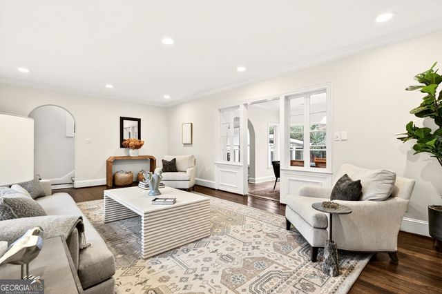 3897 Powers Ferry Road NW, Atlanta, GA 30342