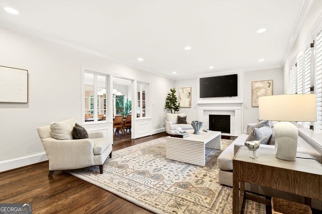 3897 Powers Ferry Road NW, Atlanta, GA 30342