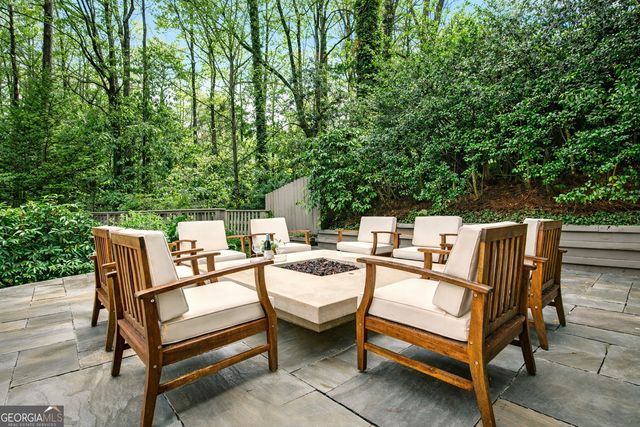 3897 Powers Ferry Road NW, Atlanta, GA 30342