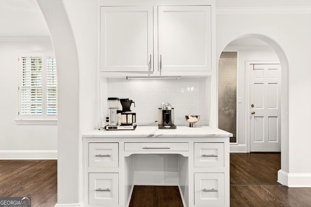 3897 Powers Ferry Road NW, Atlanta, GA 30342