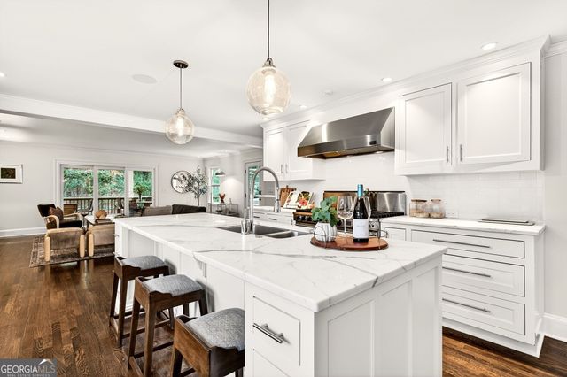 3897 Powers Ferry Road NW, Atlanta, GA 30342