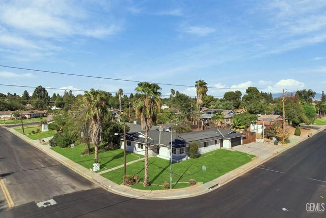 3301 Sterling Road, Bakersfield, CA 93306