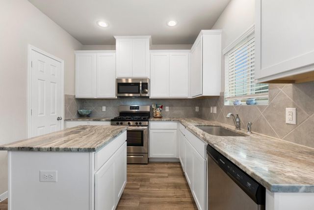 10042 Cottontail Court, Magnolia, TX 77354