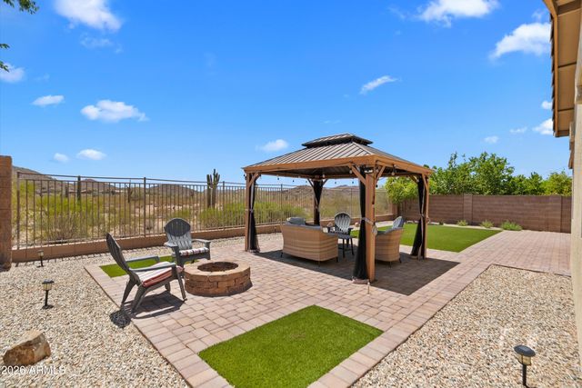 7209 W ASHBY Drive, Peoria, AZ 85383