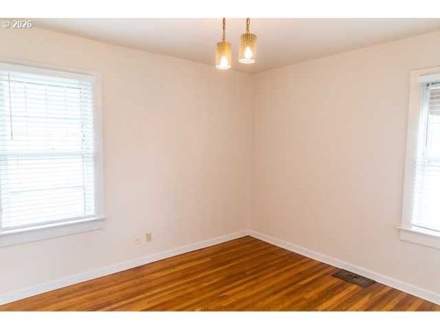 3234 Se CESAR E CHAVEZ Blvd, Portland, OR 97202