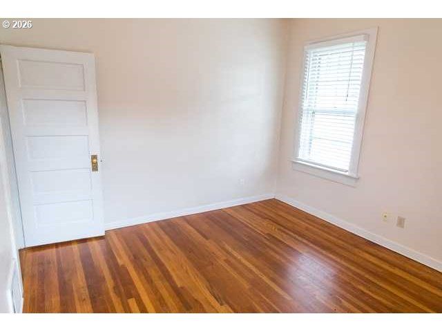 3234 Se CESAR E CHAVEZ Blvd, Portland, OR 97202