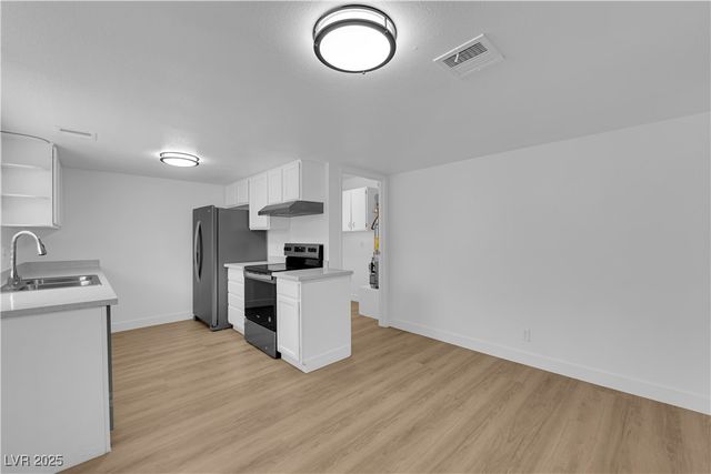 4045 Nightingale Court, Las Vegas, NV 89107