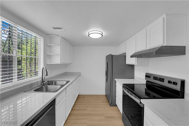 4045 Nightingale Court, Las Vegas, NV 89107