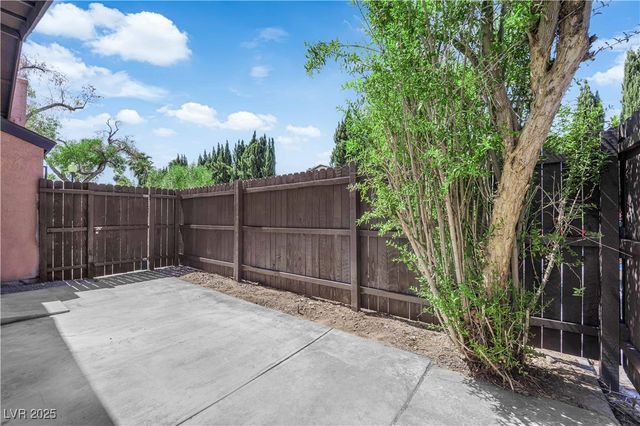 4045 Nightingale Court, Las Vegas, NV 89107