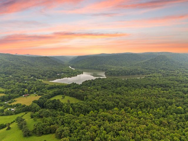 185 Owsley Fork Road, Berea, KY 40403