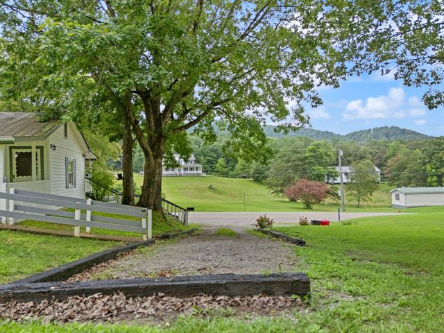 185 Owsley Fork Road, Berea, KY 40403