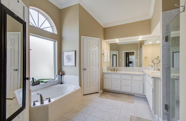 13730 Senca Park Drive, Houston, TX 77077