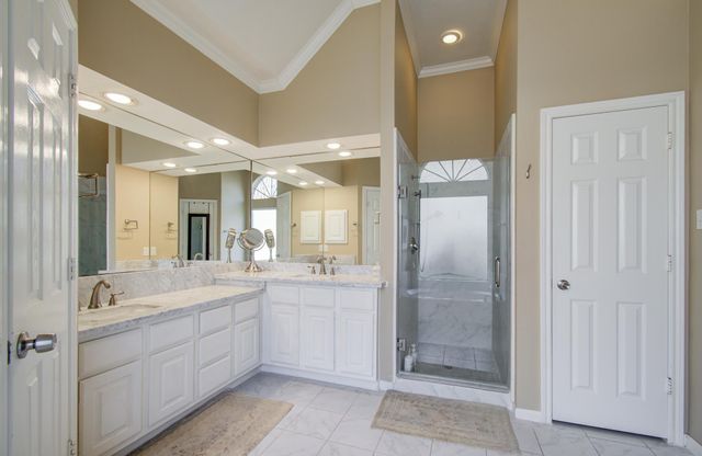 13730 Senca Park Drive, Houston, TX 77077