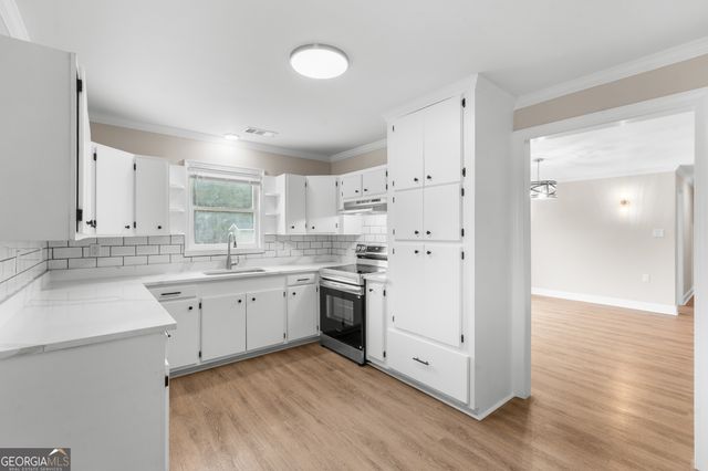 1266 Old Register Way, Statesboro, GA 30458