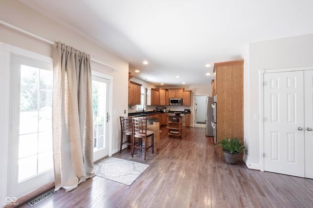 11121 Desert Glen Drive, Fishers, IN 46037