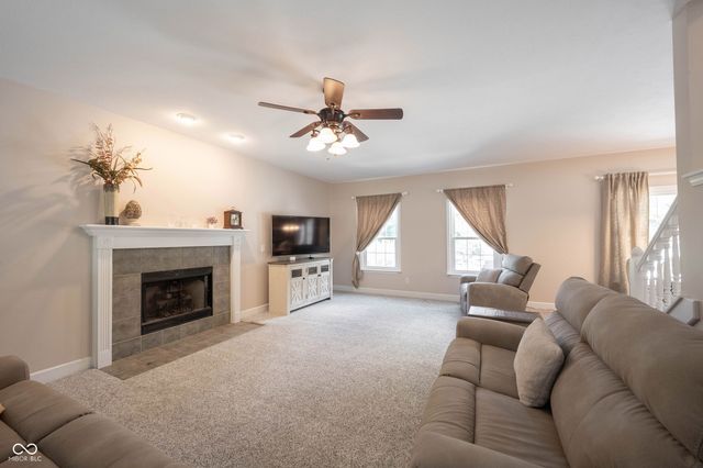 11121 Desert Glen Drive, Fishers, IN 46037