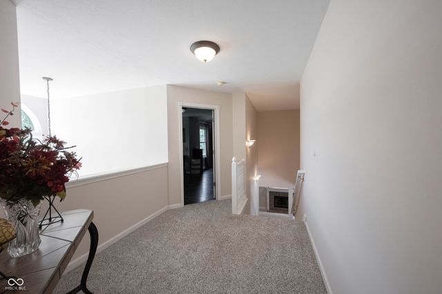 11121 Desert Glen Drive, Fishers, IN 46037
