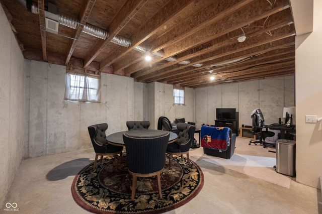 11121 Desert Glen Drive, Fishers, IN 46037