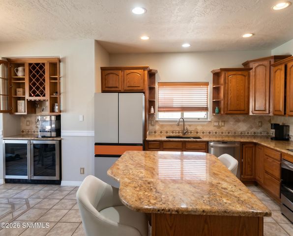 702 Mesa Point Road, Las Cruces, NM 88011