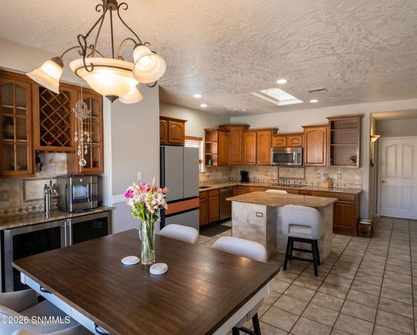 702 Mesa Point Road, Las Cruces, NM 88011