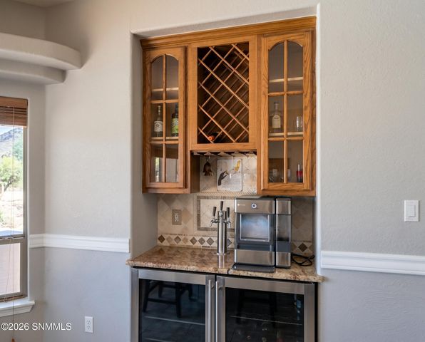 702 Mesa Point Road, Las Cruces, NM 88011