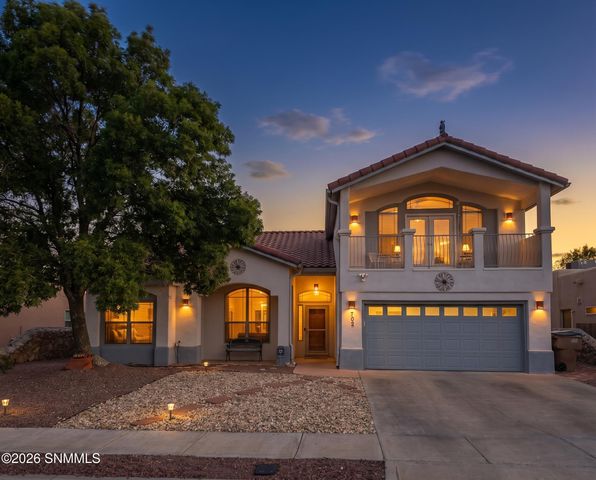 702 Mesa Point Road, Las Cruces, NM 88011