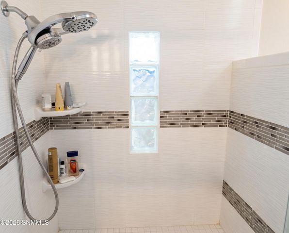 702 Mesa Point Road, Las Cruces, NM 88011