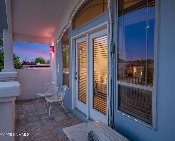 702 Mesa Point Road, Las Cruces, NM 88011