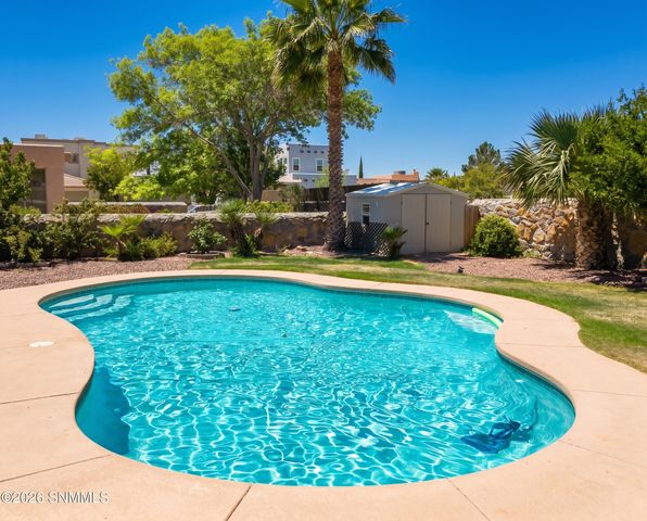 702 Mesa Point Road, Las Cruces, NM 88011