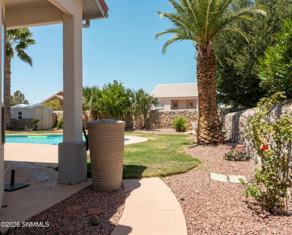 702 Mesa Point Road, Las Cruces, NM 88011