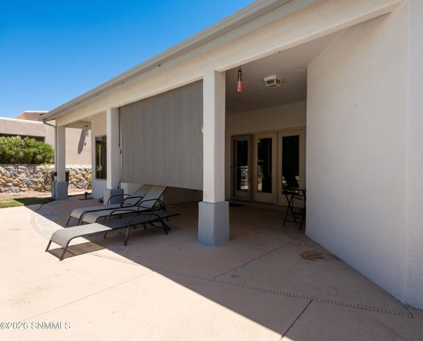 702 Mesa Point Road, Las Cruces, NM 88011