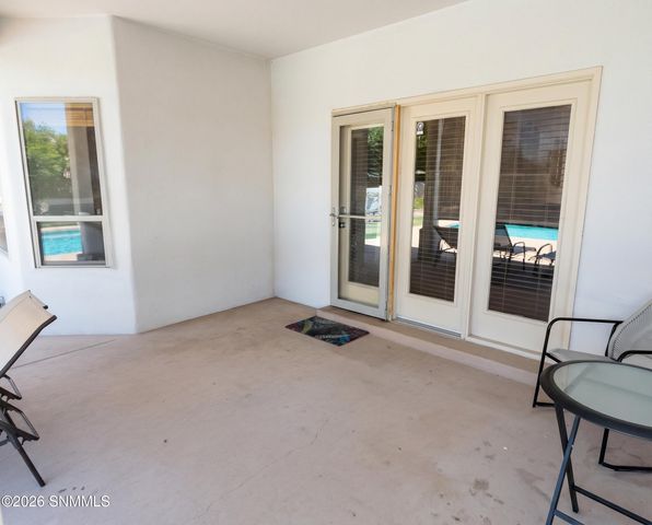 702 Mesa Point Road, Las Cruces, NM 88011