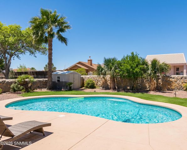 702 Mesa Point Road, Las Cruces, NM 88011