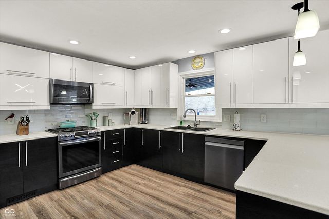 11934 E 79th Street, Indianapolis, IN 46236