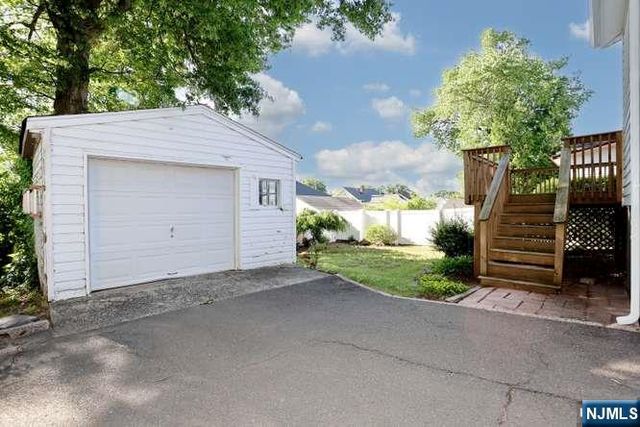 49 S Franklin Avenue, Bergenfield, NJ 07621