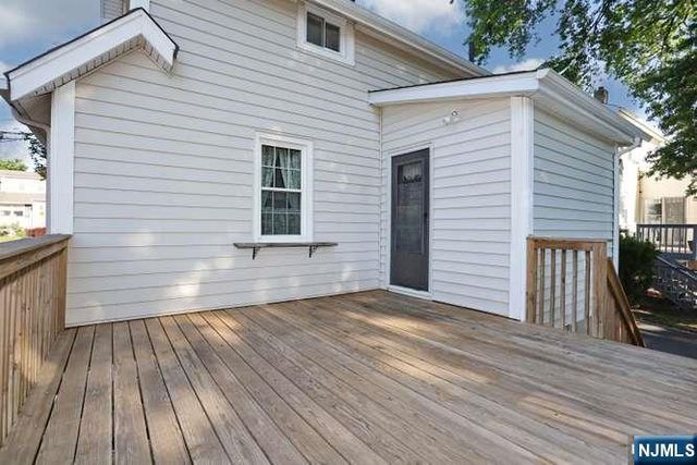 49 S Franklin Avenue, Bergenfield, NJ 07621
