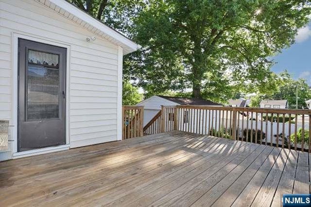 49 S Franklin Avenue, Bergenfield, NJ 07621