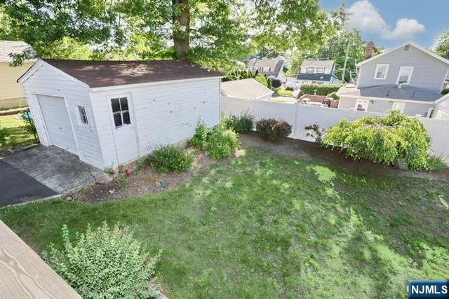 49 S Franklin Avenue, Bergenfield, NJ 07621