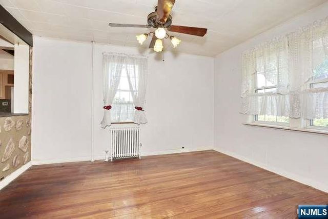 49 S Franklin Avenue, Bergenfield, NJ 07621