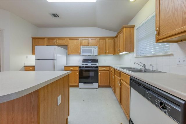 1106 Fossil CV, Round Rock, TX 78681