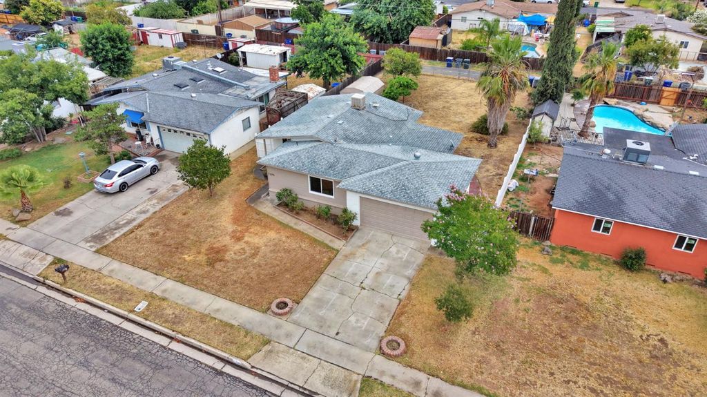 Image 31 of property listing at 1205 Rogers Street, Madera, CA 93638