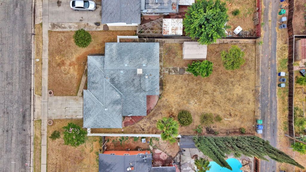 Image 35 of property listing at 1205 Rogers Street, Madera, CA 93638